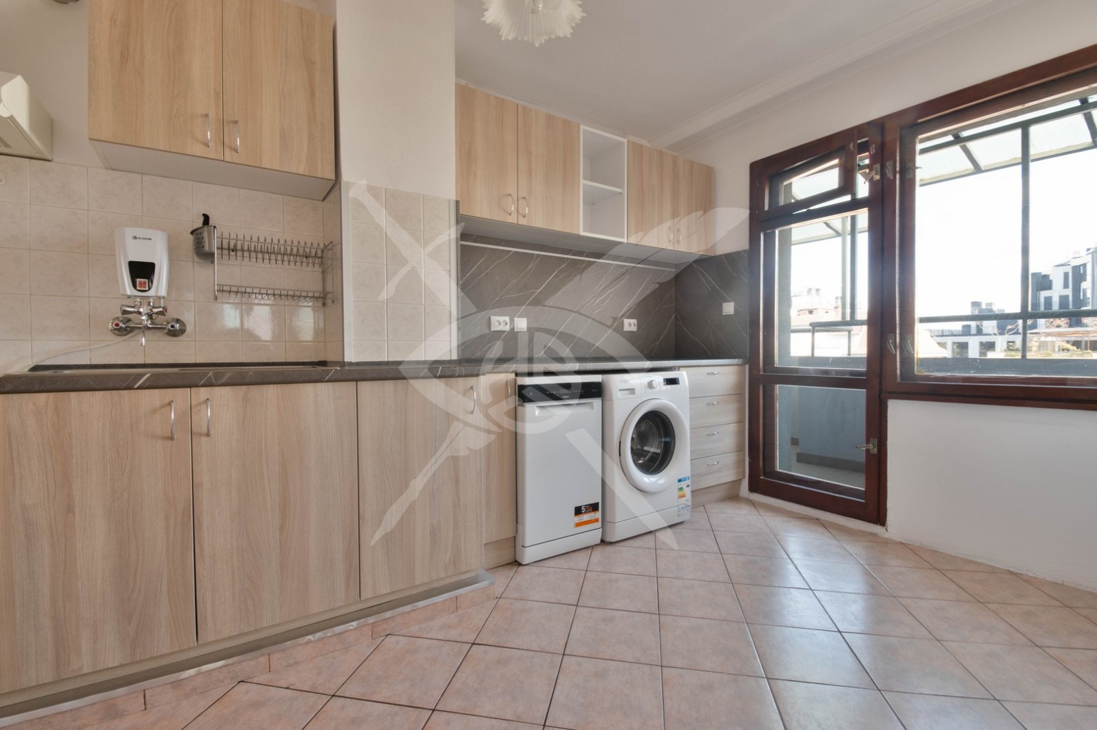 Продава 3-СТАЕН, гр. София, Кръстова вада