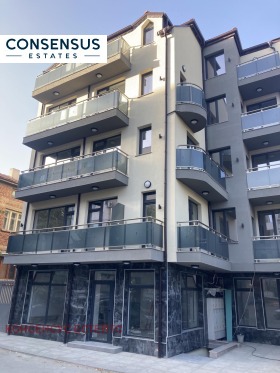 Продажба на четеристайни апартаменти в град Пловдив - изображение 17 