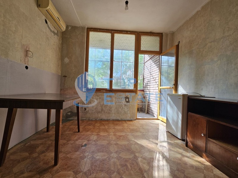 Myytävänä  2 makuuhuonetta Veliko Tarnovo , Tsentar , 64 neliömetriä | 10578842