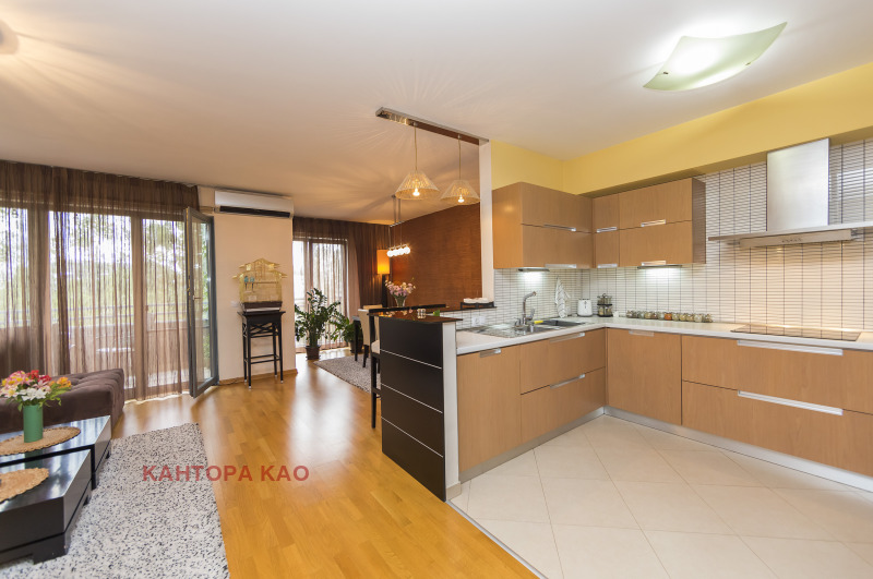 Zu verkaufen  3 Schlafzimmer Sofia , Studentski grad , 166 qm | 82920365 - Bild [2]