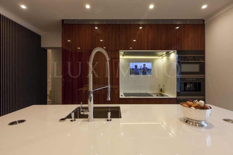Na prodej  3+ ložnice Sofia , Centar , 181 m2 | 42710389 - obraz [8]