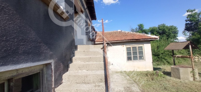 Till salu  Hus region Veliko Tarnovo , Patresj , 90 kvm | 26518659 - bild [11]