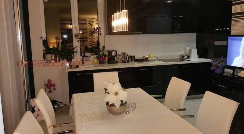 Till salu  Hus Sofia , Vladaja , 260 kvm | 75105715 - bild [13]