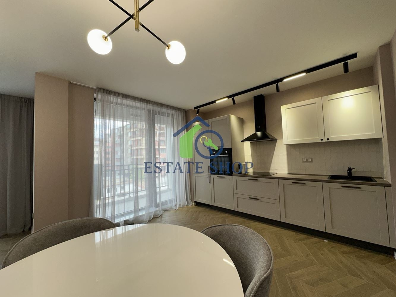 Продава 2-СТАЕН, гр. Пловдив, Кършияка, снимка 2 - Апартаменти - 45525881