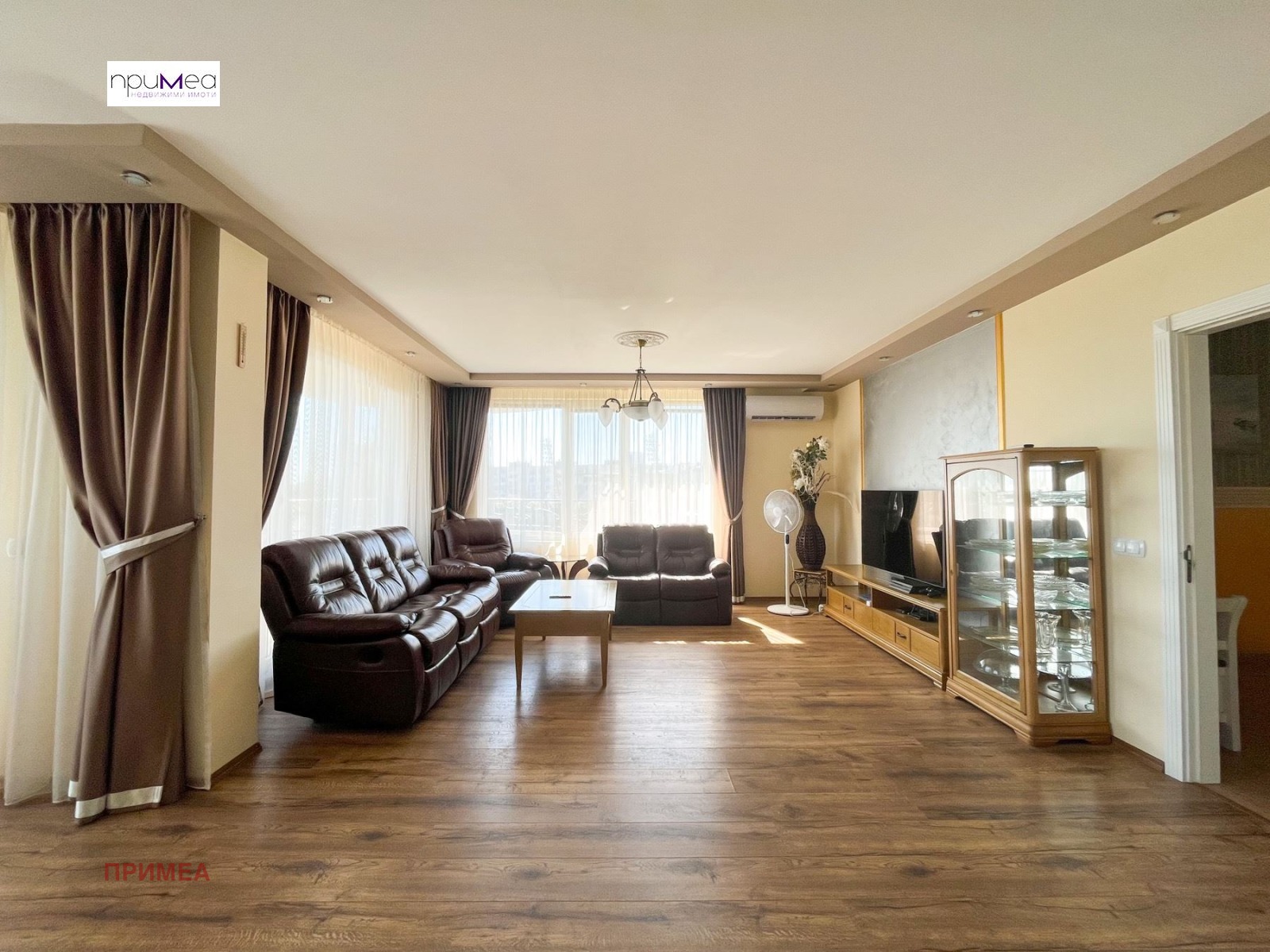 Продава МНОГОСТАЕН, гр. Бургас, Зорница