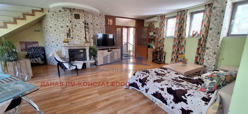 Продава КЪЩА в град Шумен, Център - 410 кв.м / 600 000 € » 1 173 498.00 лв., ДАНАЯ ДМ-КОНСУЛТ ЕООД