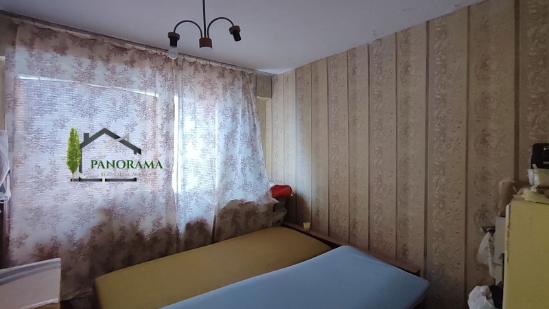 Продава  3-стаен град Шумен , Боян Българанов 1 , 78 кв.м | 82588720 - изображение [2]