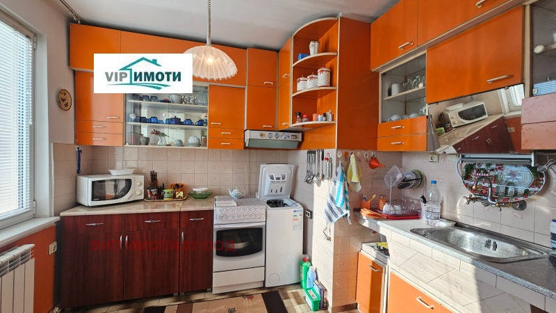 Продава  3-стаен, град Ловеч, Широк център •  150 000 EUR • ID 98999985 — holmes.bg - [1] 