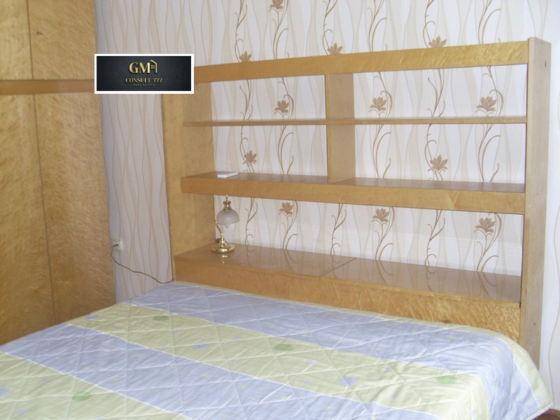 Продава МНОГОСТАЕН, гр. Плевен, Идеален център, снимка 3 - Апартаменти - 53044104