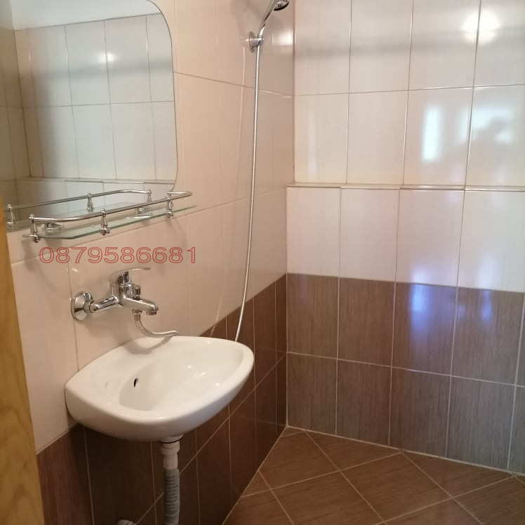 Продава КЪЩА, с. Чифлик, област Ловеч, снимка 4 - Къщи - 52631077