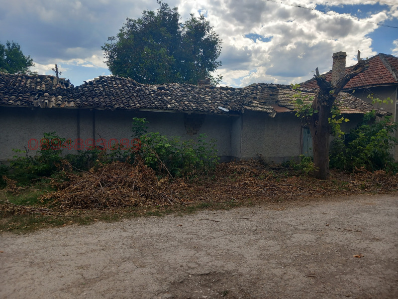 Продава КЪЩА, с. Алваново, област Търговище, снимка 2 - Къщи - 52786467