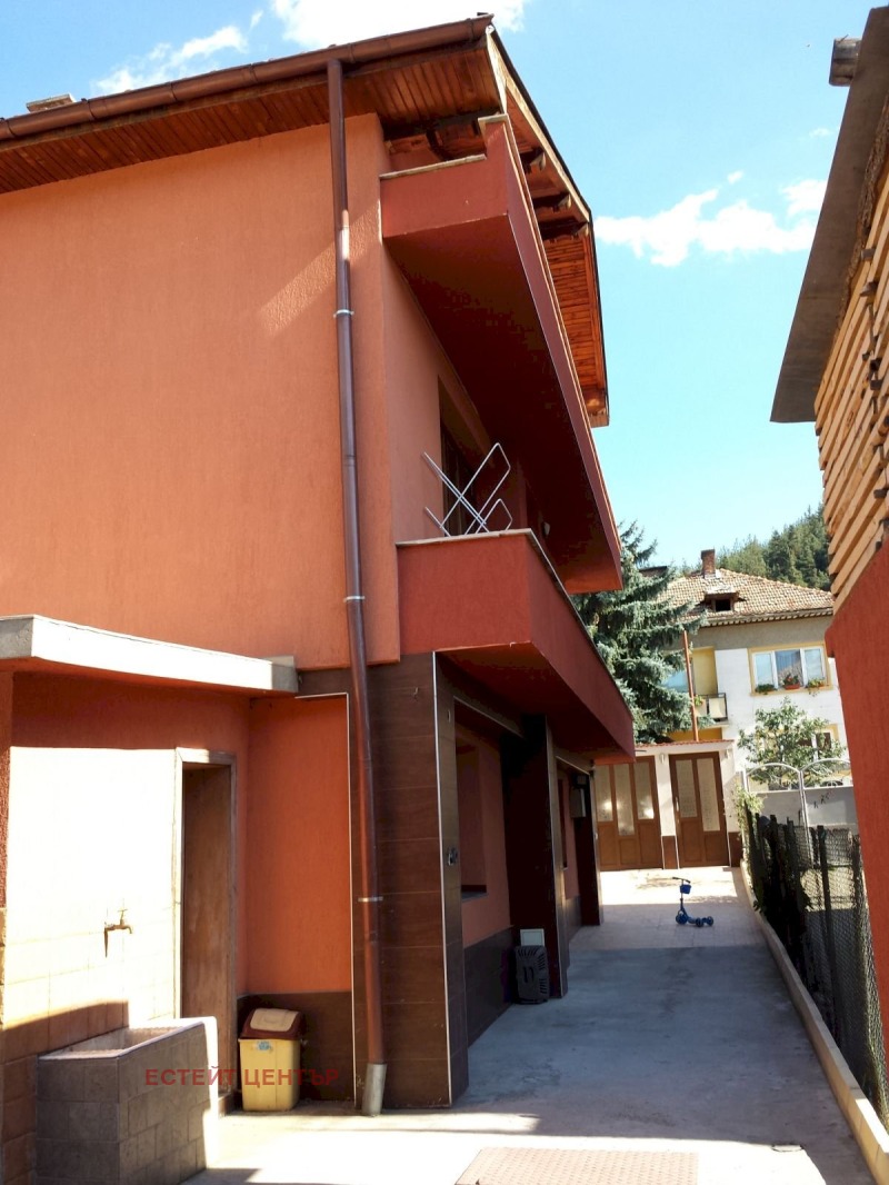 Продава КЪЩА, гр. Якоруда, област Благоевград, снимка 5 - Къщи - 53030021