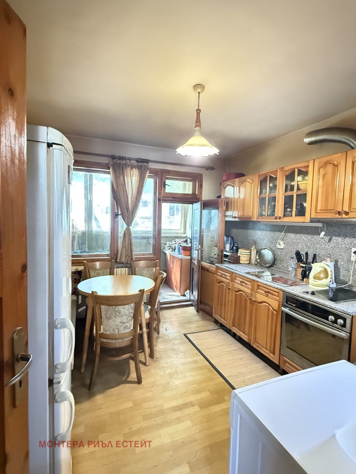 Продава 3-СТАЕН, гр. Варна, Окръжна болница-Генерали, снимка 2 - Апартаменти - 53707425