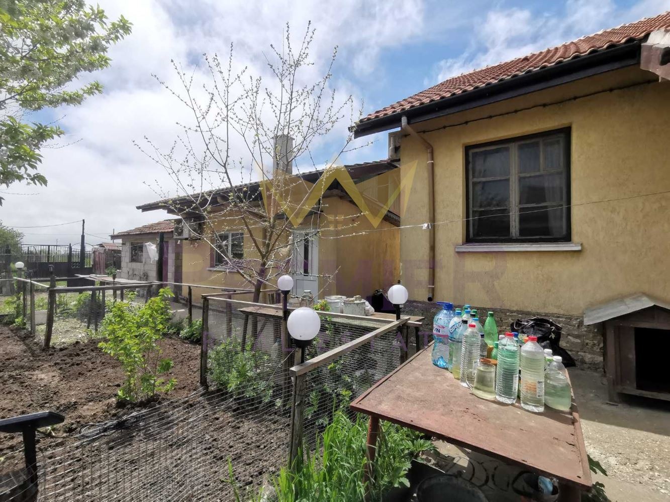 Продава КЪЩА, с. Стражица, област Добрич, снимка 3 - Къщи - 54588665