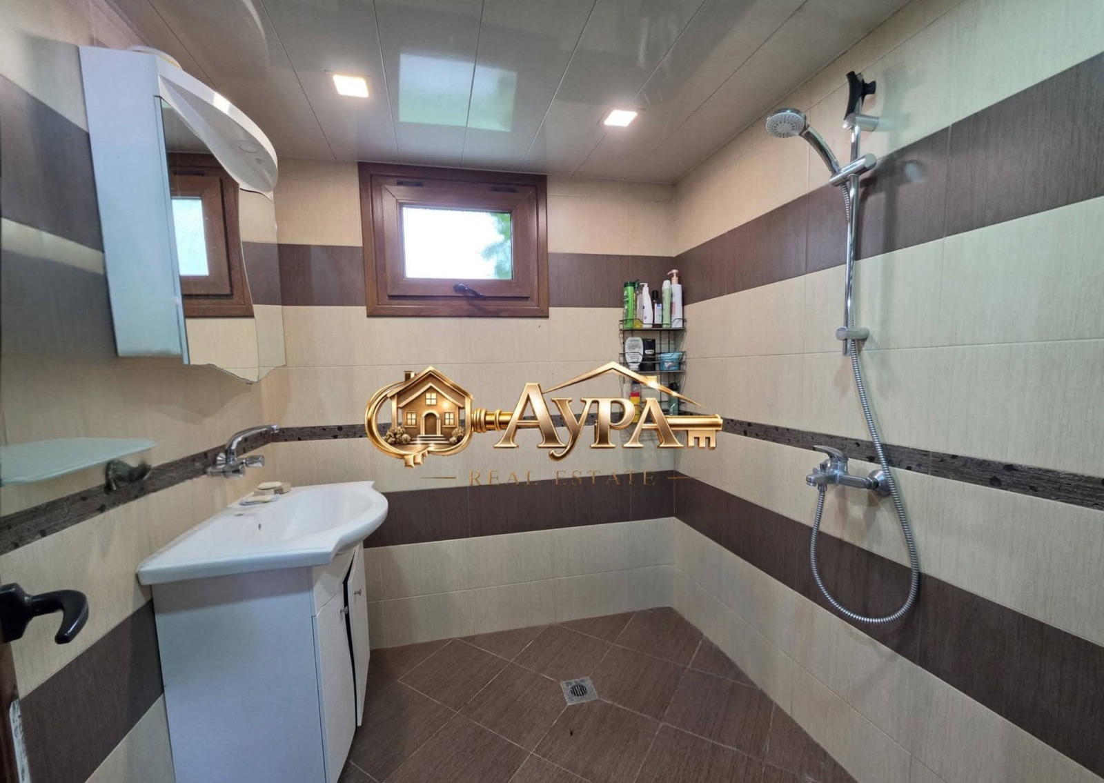 Продава КЪЩА, гр. Хасково, Куба, снимка 9 - Къщи - 55495803