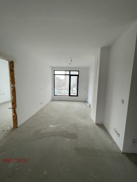 ������� 4-����� | Imot.bg � ����� ������ 8