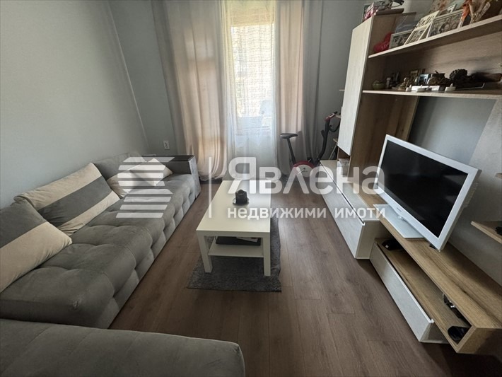 Продава ЕТАЖ ОТ КЪЩА, град Варна, Аспарухово • 181500 € • 98629983 — Holmes.bg