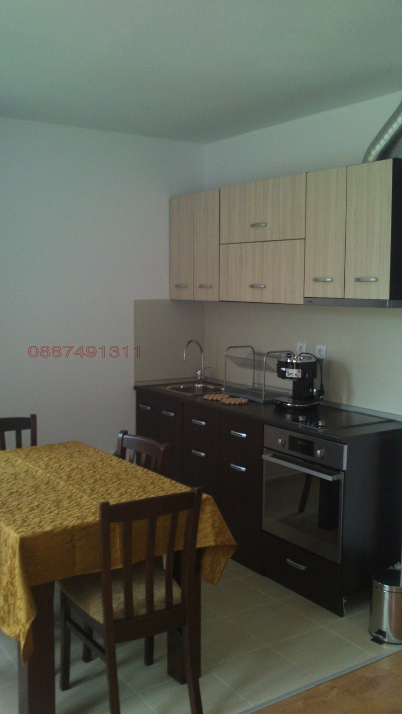 Продава КЪЩА, гр. Априлци, област Ловеч, снимка 9 - Къщи - 52770551