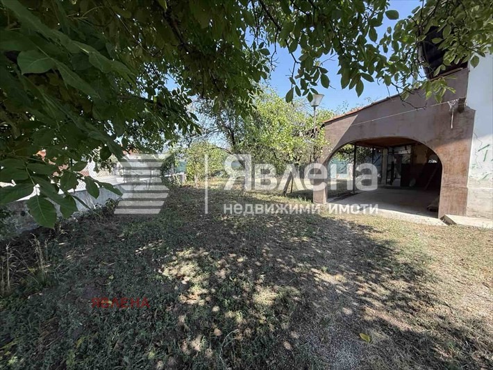 Продава КЪЩА, гр. София, гр. Нови Искър, снимка 2 - Къщи - 53001589