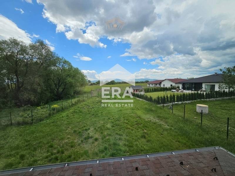 Продава КЪЩА, гр. София, с. Волуяк, снимка 2 - Къщи - 54791455
