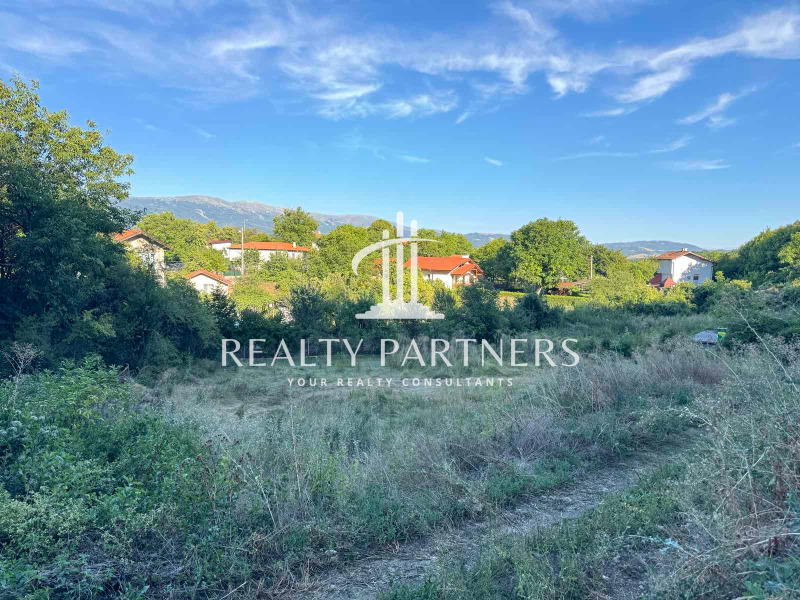 Продава ПАРЦЕЛ, с. Кралев дол, област Перник