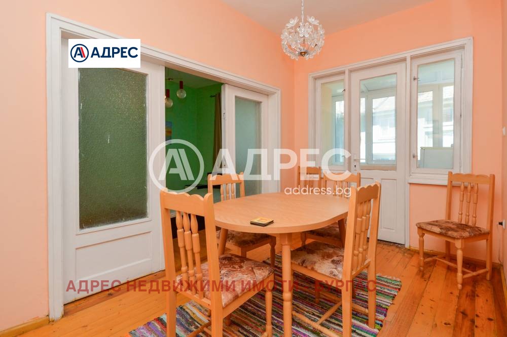 Продава  3-стаен област Бургас , гр. Поморие , 137 кв.м | 36405967