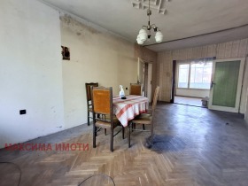 3+ спальни Възраждане, Бургас