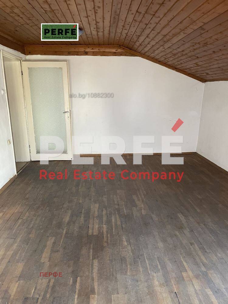 Продава 3-СТАЕН, гр. Бургас, Център, снимка 2 - Апартаменти - 53316381