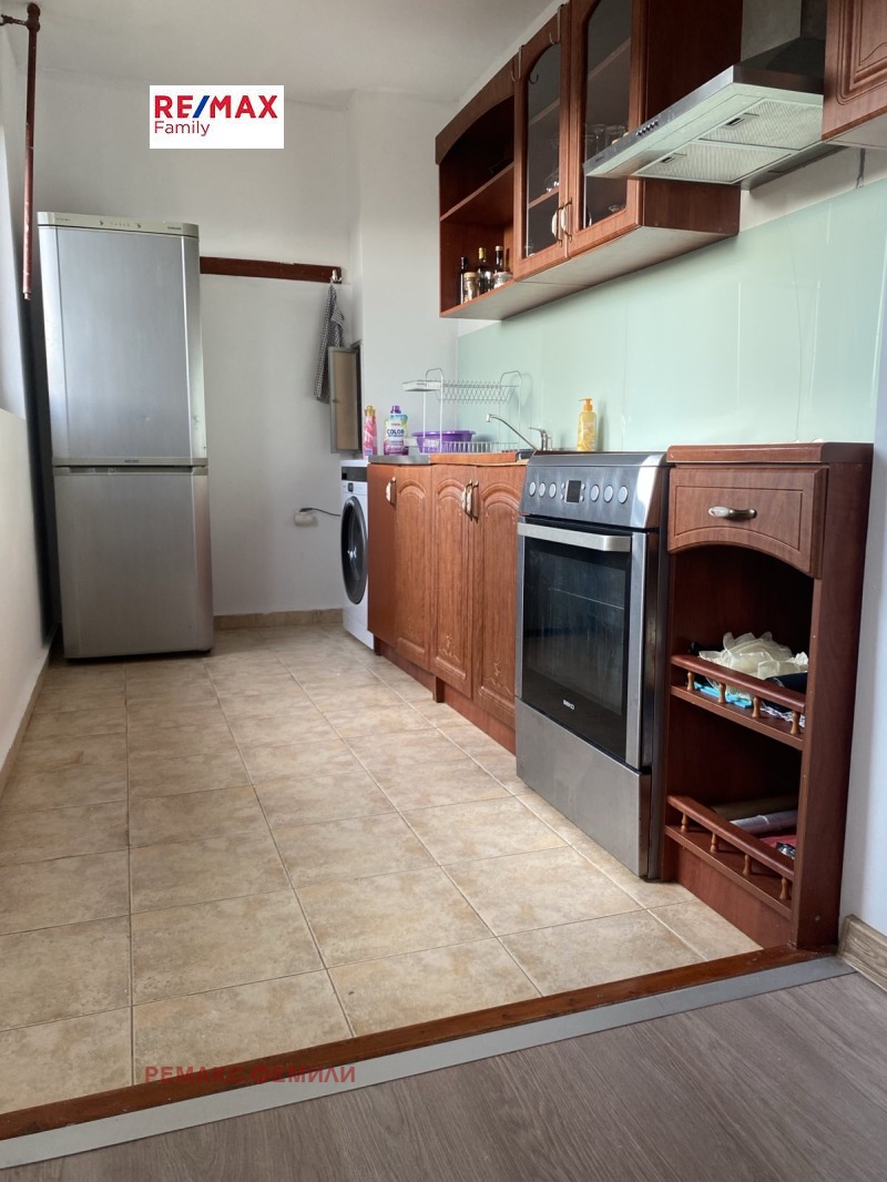 Till salu  Hus region Varna , Junec , 185 kvm | 53874010 - bild [9]