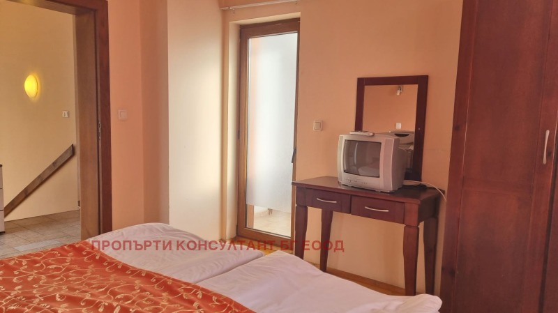 Продава КЪЩА, гр. Разлог, област Благоевград, снимка 11 - Къщи - 53562322