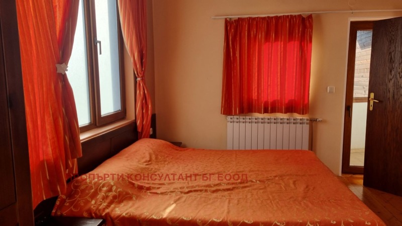 Продава КЪЩА, гр. Разлог, област Благоевград, снимка 13 - Къщи - 53562322