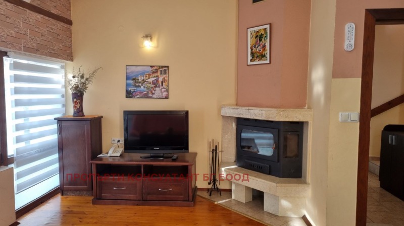 Продава КЪЩА, гр. Разлог, област Благоевград, снимка 6 - Къщи - 53562322