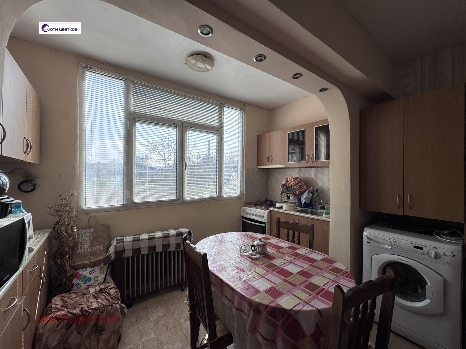 Продава 1-СТАЕН, гр. Враца, Дъбника, снимка 2 - Апартаменти - 54063634