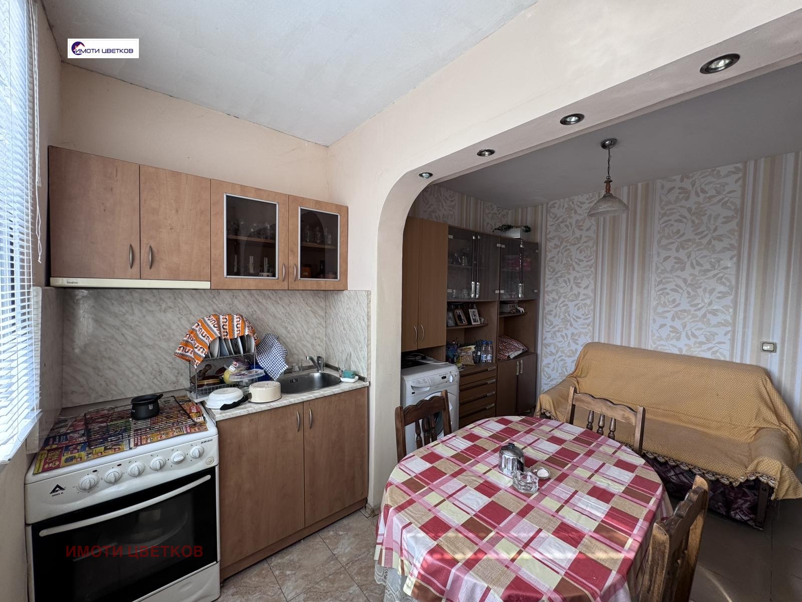 Продава 1-СТАЕН, гр. Враца, Дъбника, снимка 3 - Апартаменти - 54063634