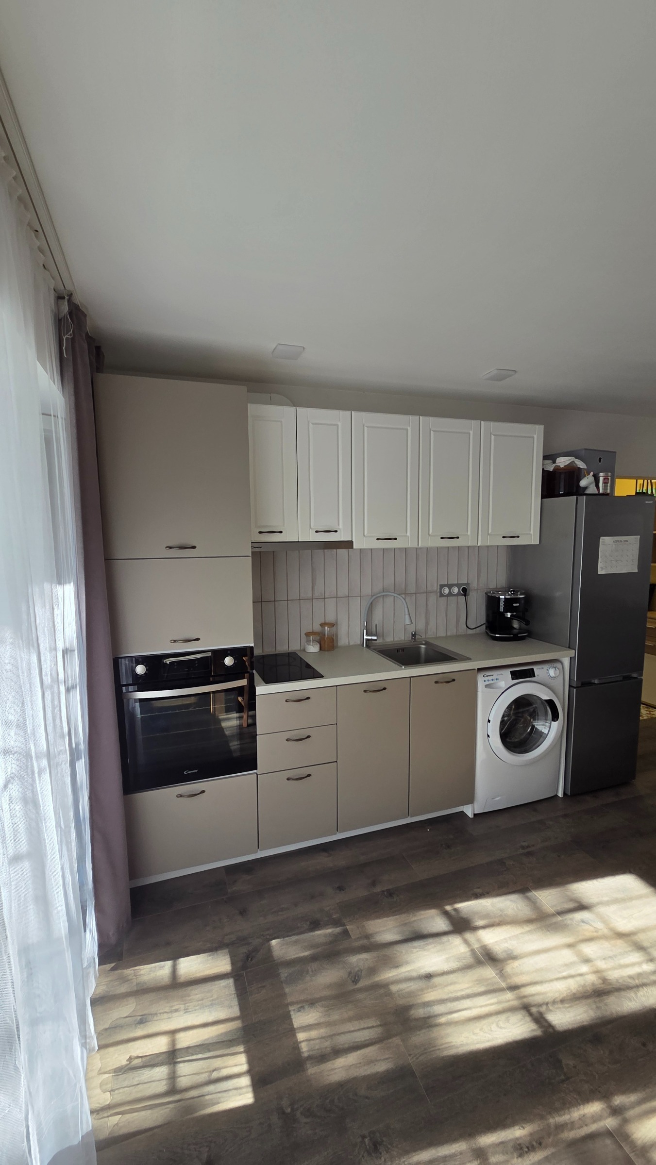 Продава 3-СТАЕН, гр. Добрич, Христо Ботев, снимка 4 - Апартаменти - 54578030