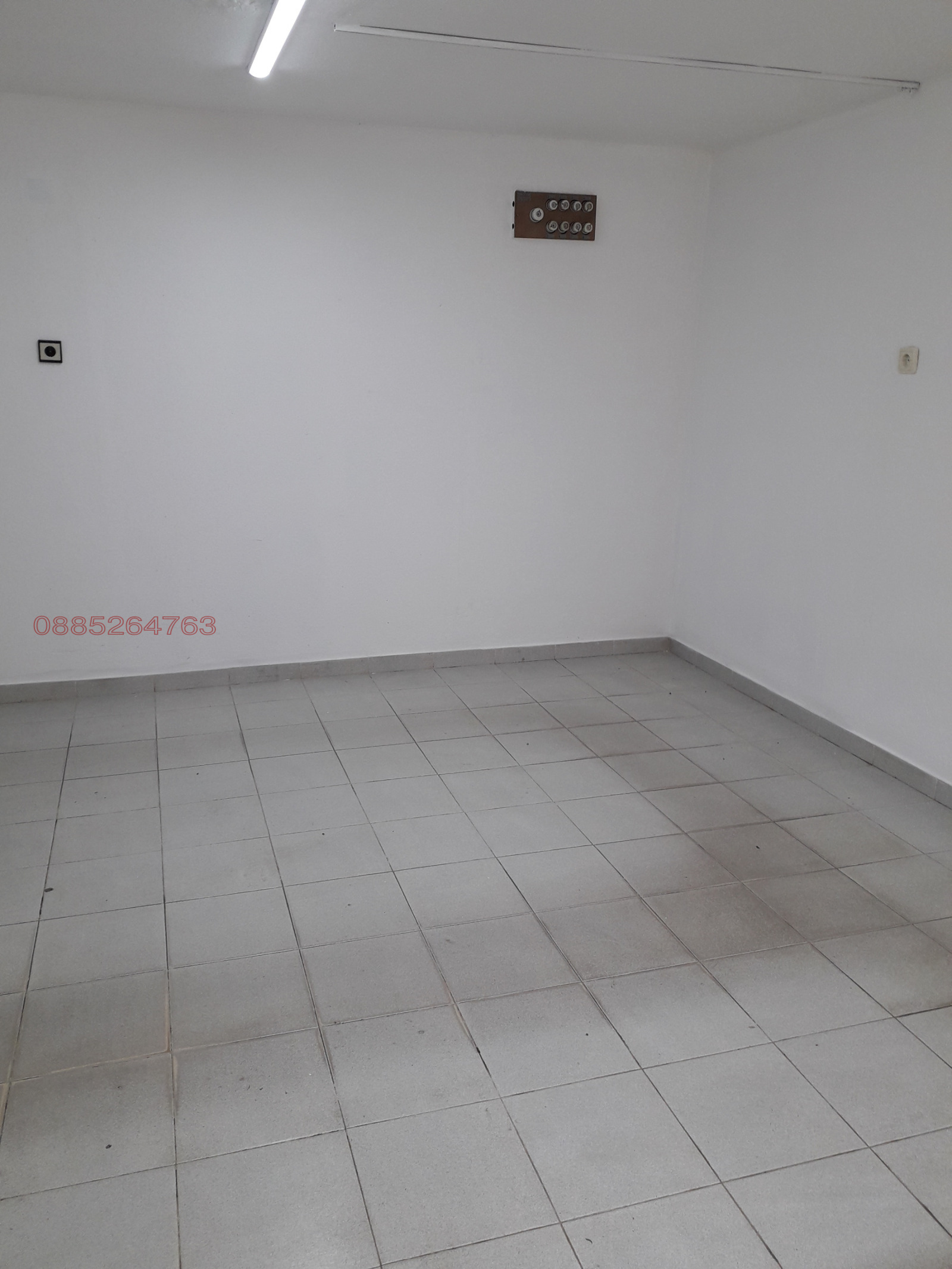Продава МАГАЗИН, гр. Казанлък, област Стара Загора, снимка 3 - Магазини - 54166839