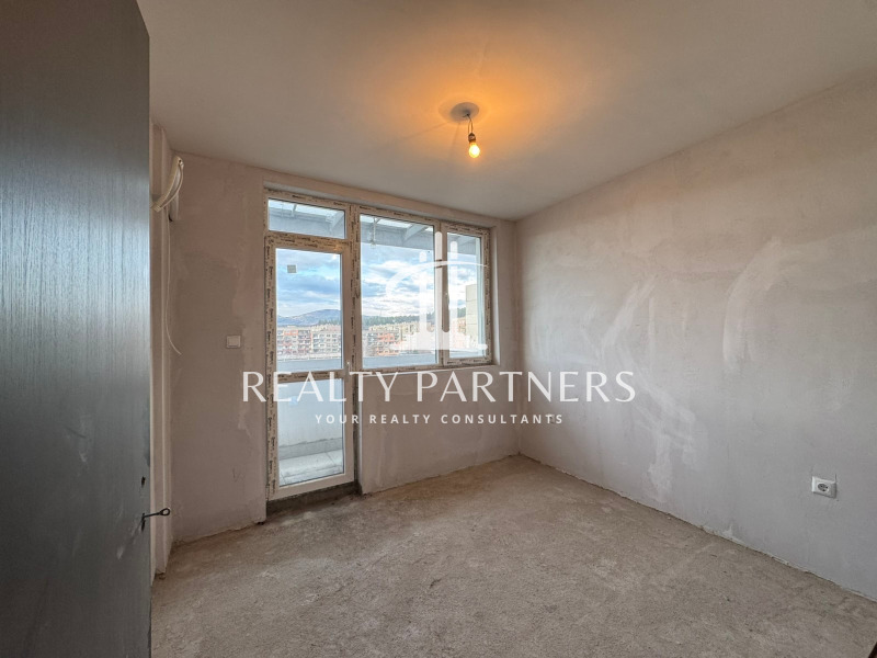 Продава 2-СТАЕН, гр. Перник, Изток, снимка 4 - Апартаменти - 53586319