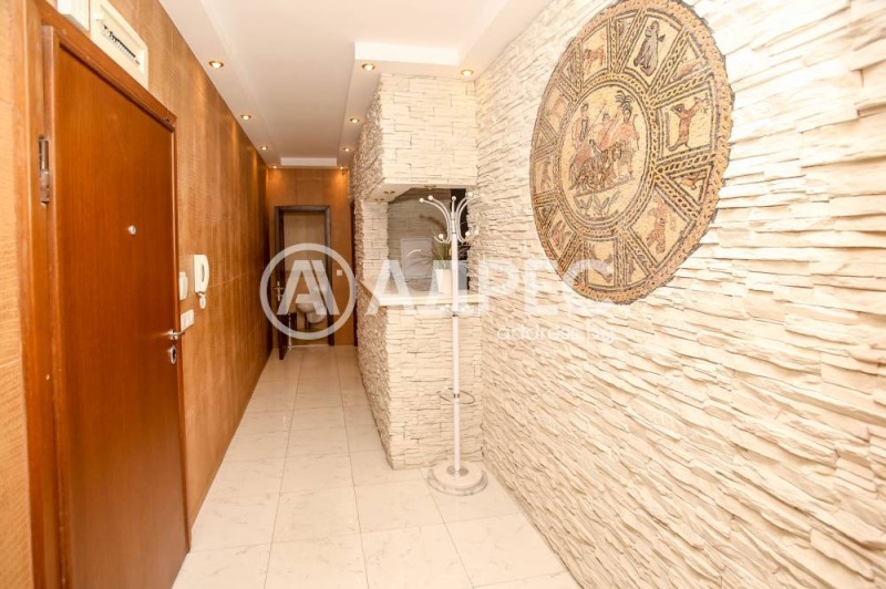 Te koop  2 slaapkamers Sofia , Studentski grad , 152 m² | 52679380 - afbeelding [15]