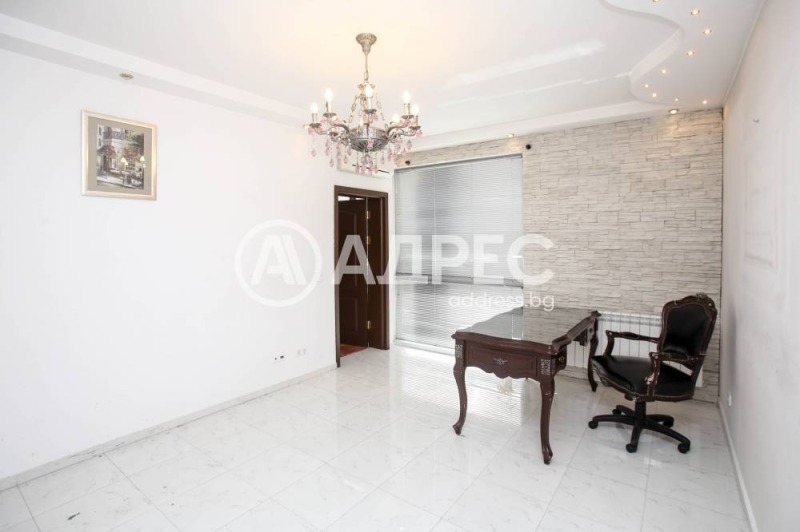 Te koop  2 slaapkamers Sofia , Studentski grad , 152 m² | 52679380 - afbeelding [10]