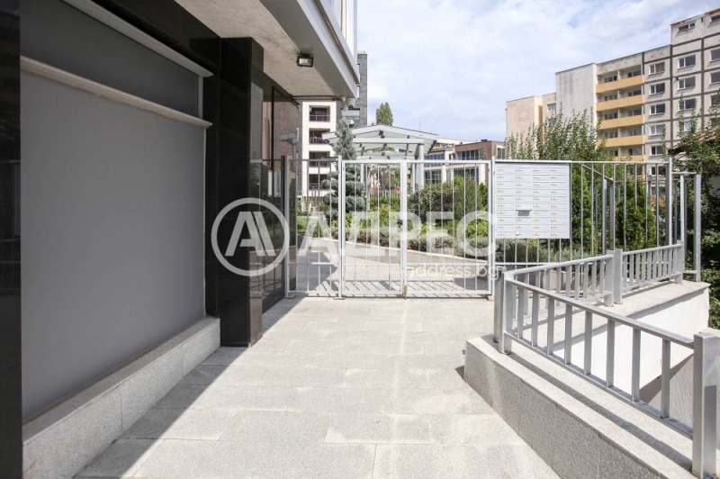 Te koop  2 slaapkamers Sofia , Studentski grad , 152 m² | 52679380 - afbeelding [13]