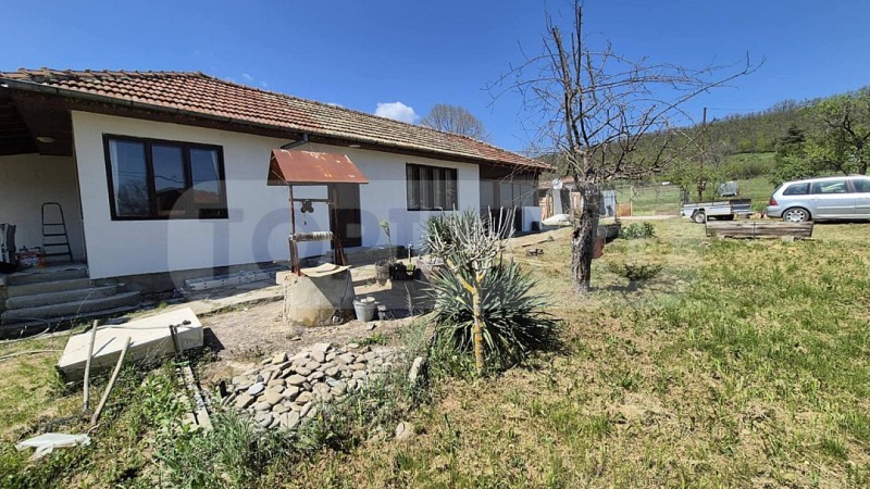 Продава КЪЩА, с. Александрово, област Шумен