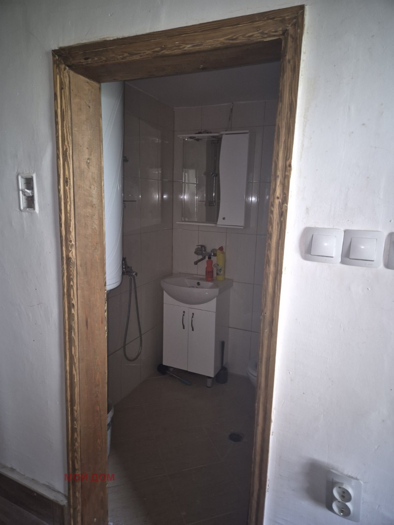 Продава КЪЩА, гр. Елена, област Велико Търново, снимка 14 - Къщи - 53228317