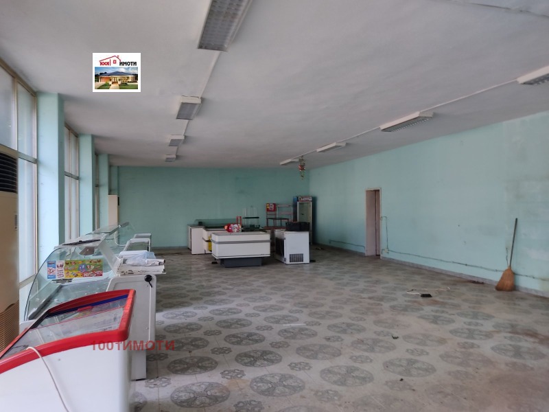 Продава  Магазин област Добрич , гр. Генерал Тошево , 325 кв.м | 85098926 - изображение [2]