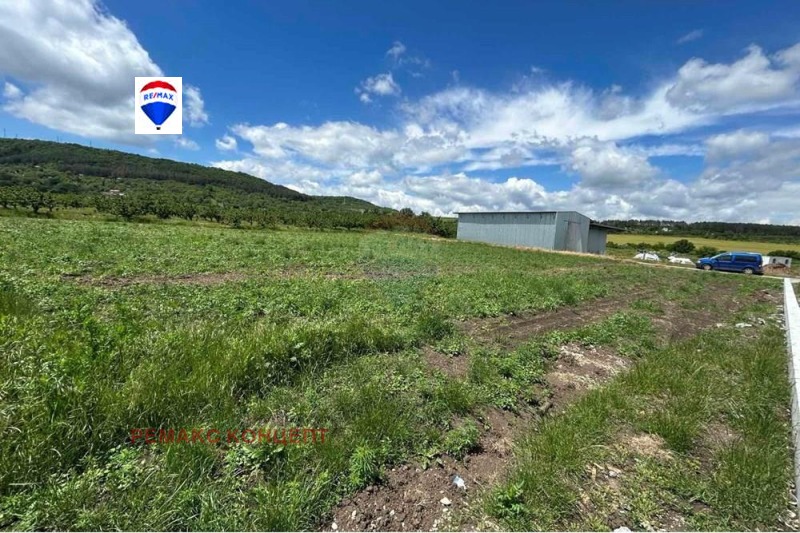 Продава  Парцел, град Шумен, 5-ти полк •  144 760 EUR • ID 30080663 — holmes.bg - [1] 