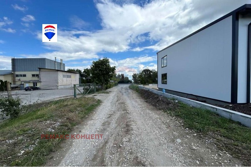 Продава  Парцел град Шумен , 5-ти полк , 3760 кв.м | 77639538 - изображение [5]