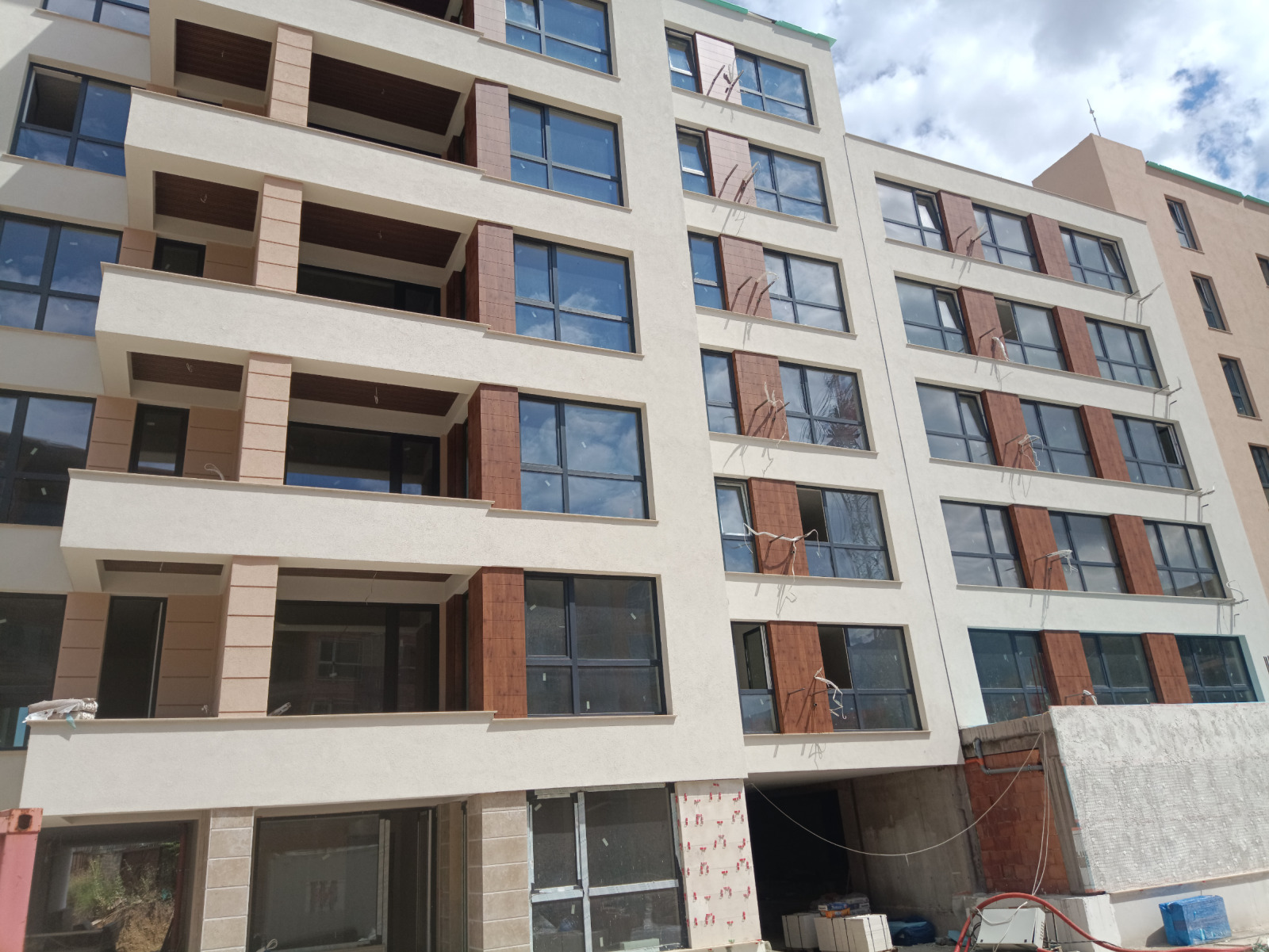 Продава 2-СТАЕН, гр. София, Малинова долина, снимка 2 - Апартаменти - 55621323