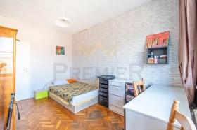 2 Schlafzimmer Bazar Lewski, Warna 4