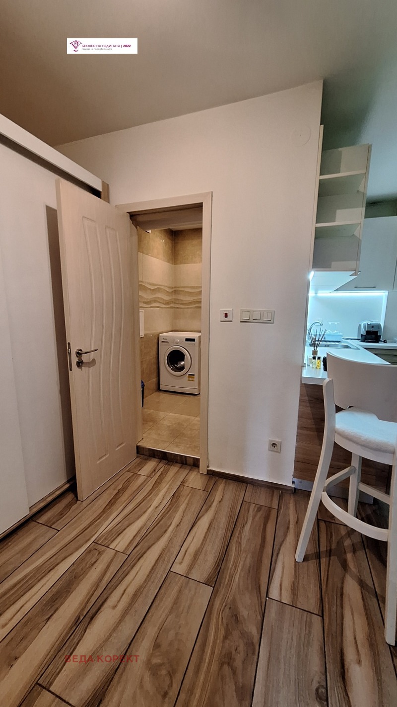 Продава 3-СТАЕН, гр. София, Зона Б-5, снимка 2 - Апартаменти - 52415002