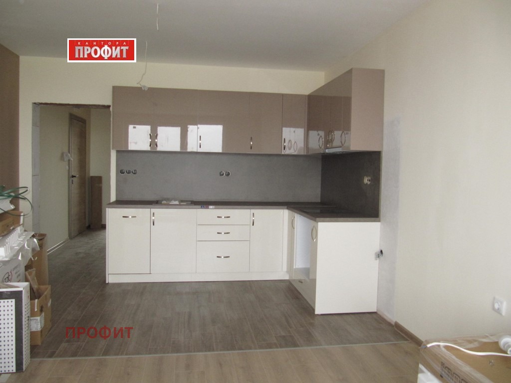 Продава 2-СТАЕН, гр. Пловдив, Коматево, снимка 2 - Апартаменти - 52324970