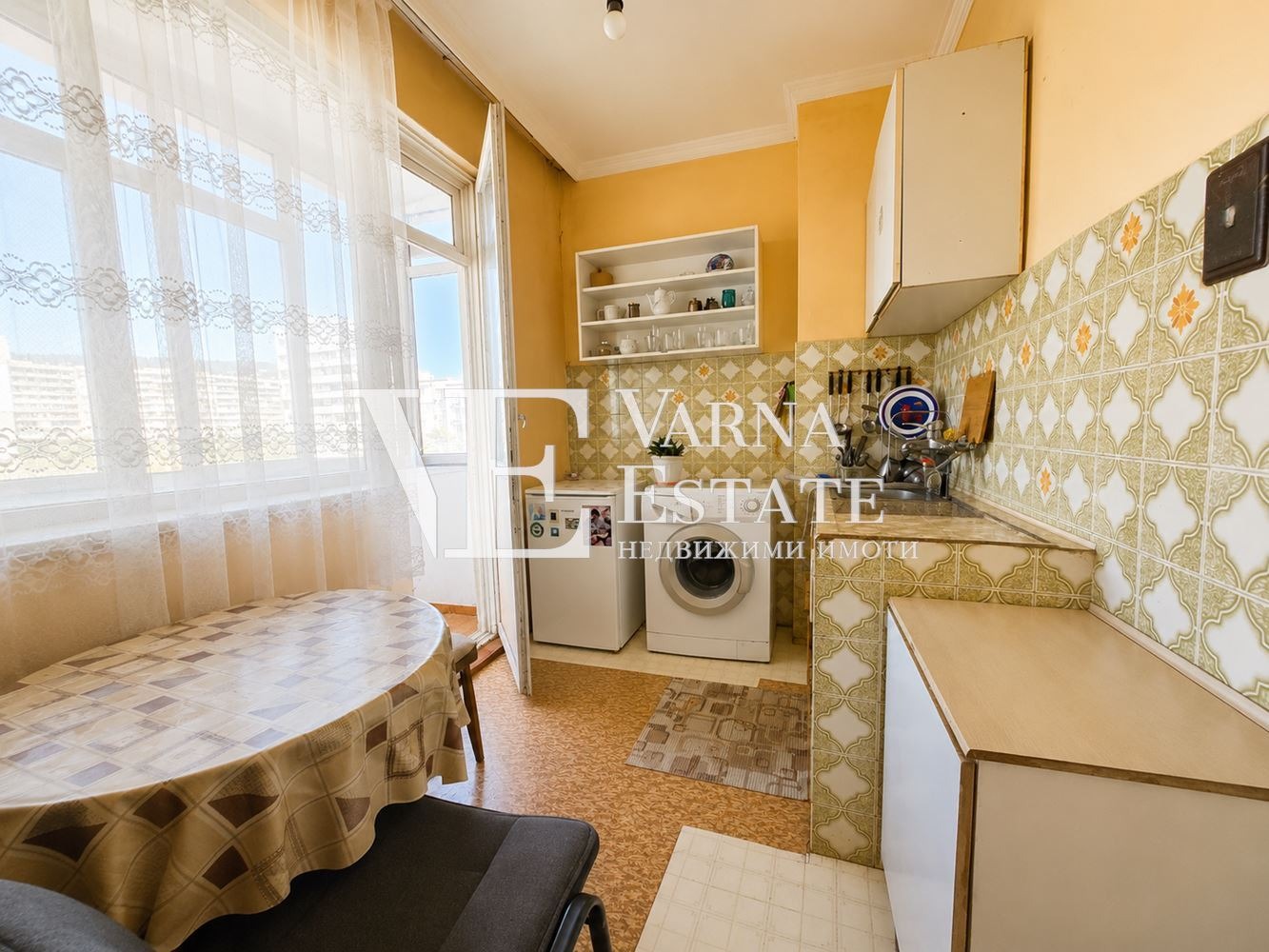Продава 3-СТАЕН, гр. Варна, Младост 2, снимка 2 - Апартаменти - 55901776